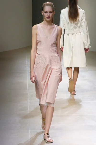 Look 29